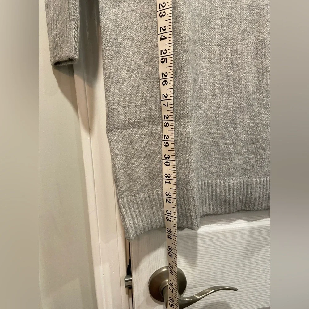 NWT Old Navy Size S Gray So Soft V Neck Long Sleeve Pullover Sweater Mini Dress